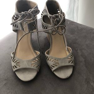 CL BY LAUNDRY BRIGHT SUN LACE UP WEDGE
